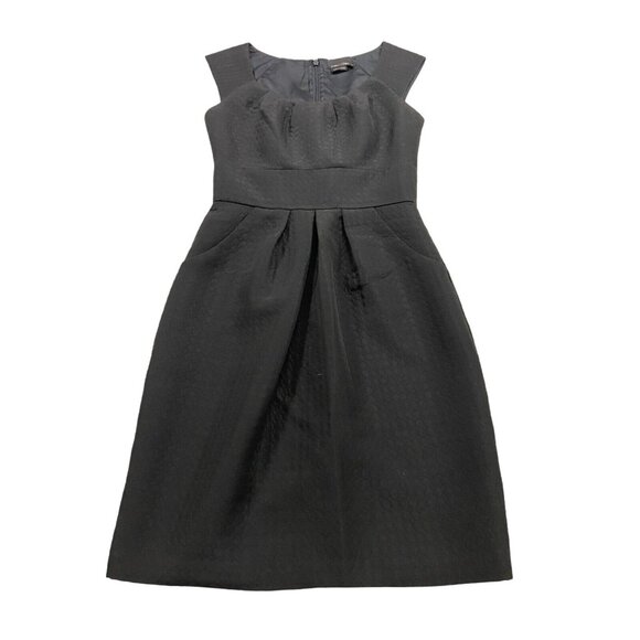Max & Cleo Fit and Flare Dress  Size 2 A line Black Scoop Neck Sleeveless - Picture 1 of 7
